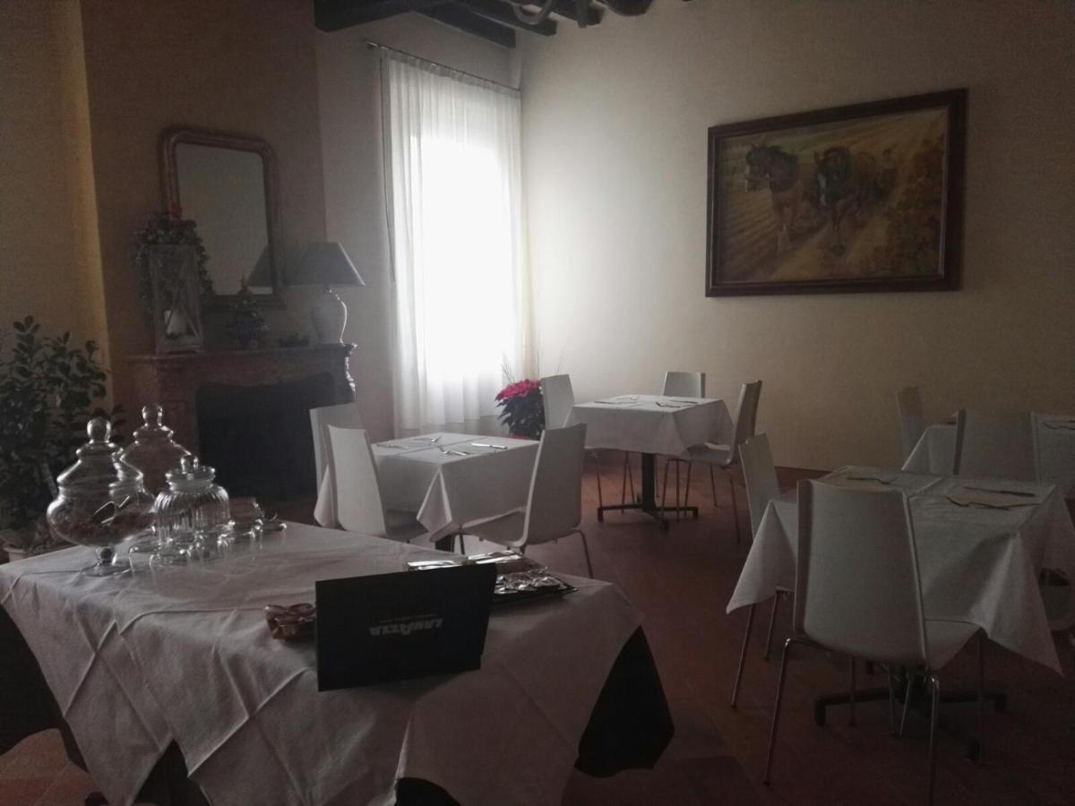 Locanda Al Portone Scandiano Bagian luar foto